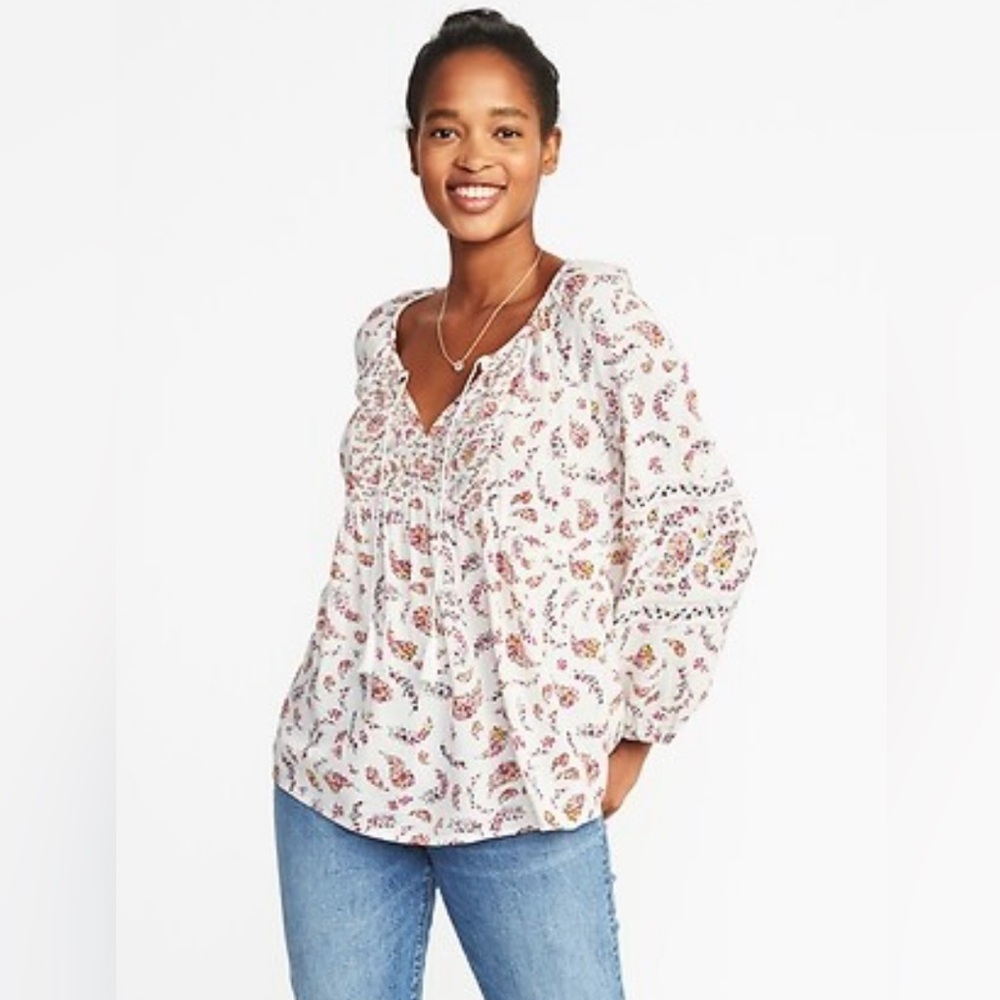 Old Navy Floral Blouse - Picture 2 of 5